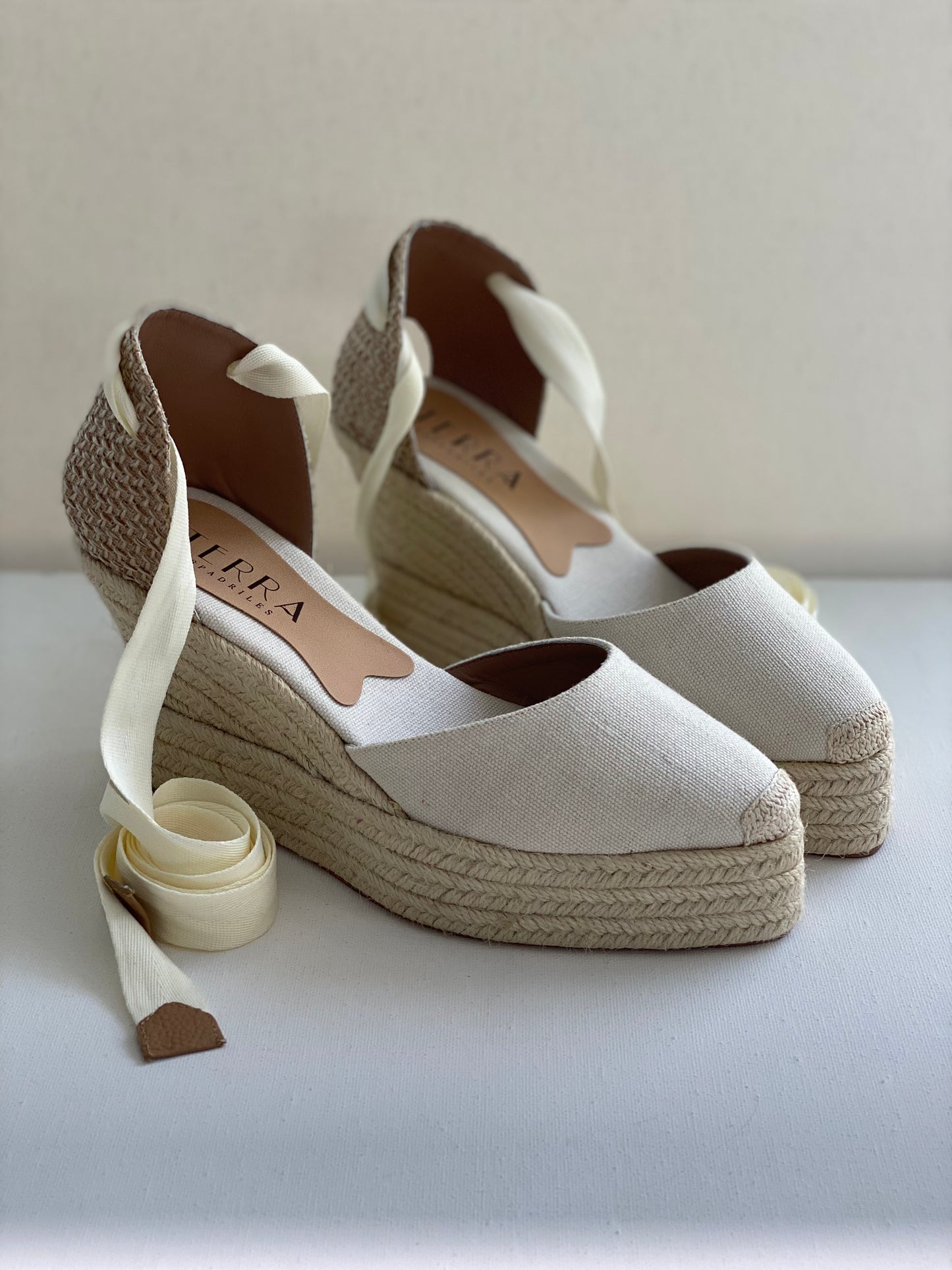 GIO BEIGE