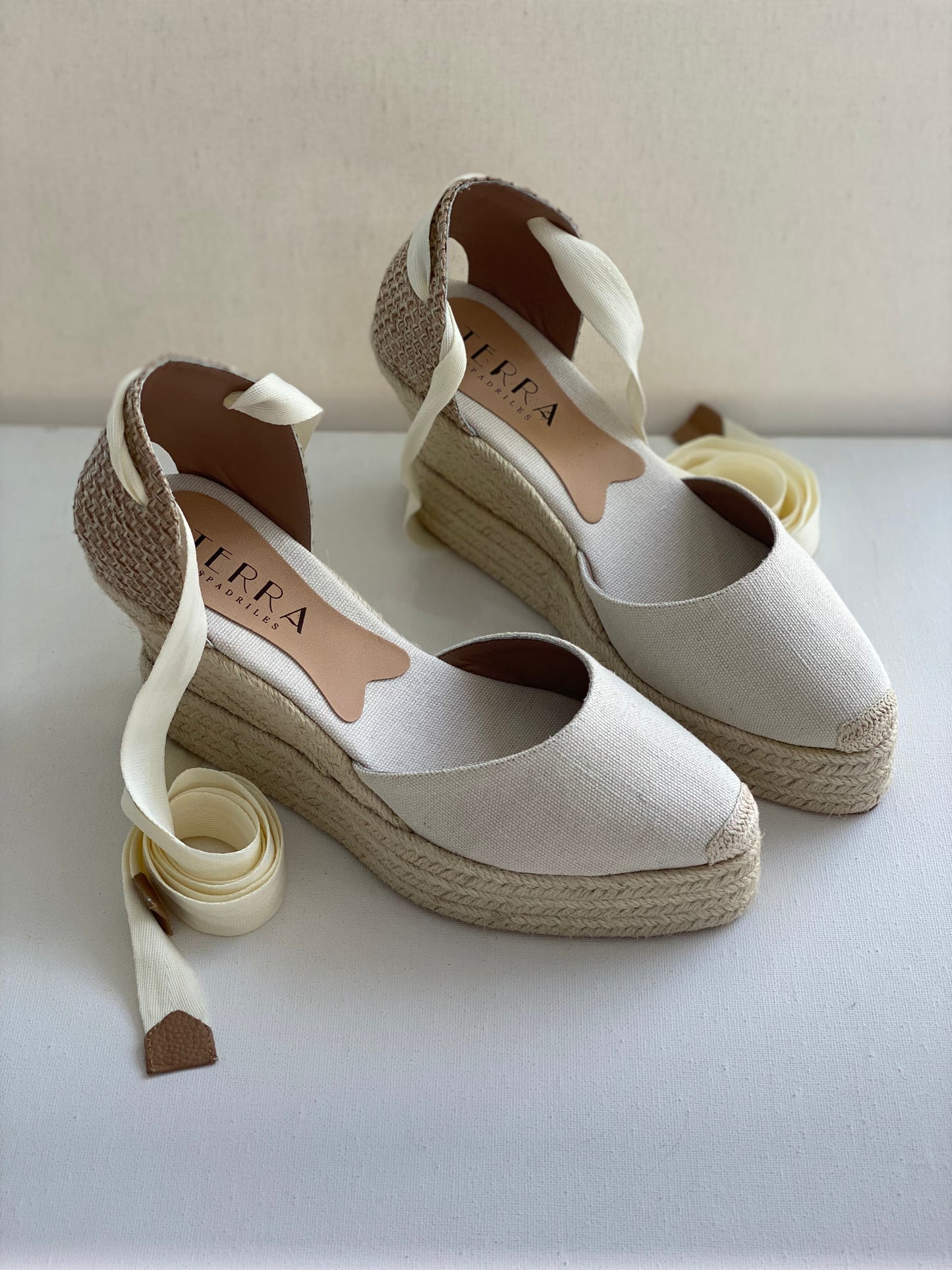 GIO BEIGE