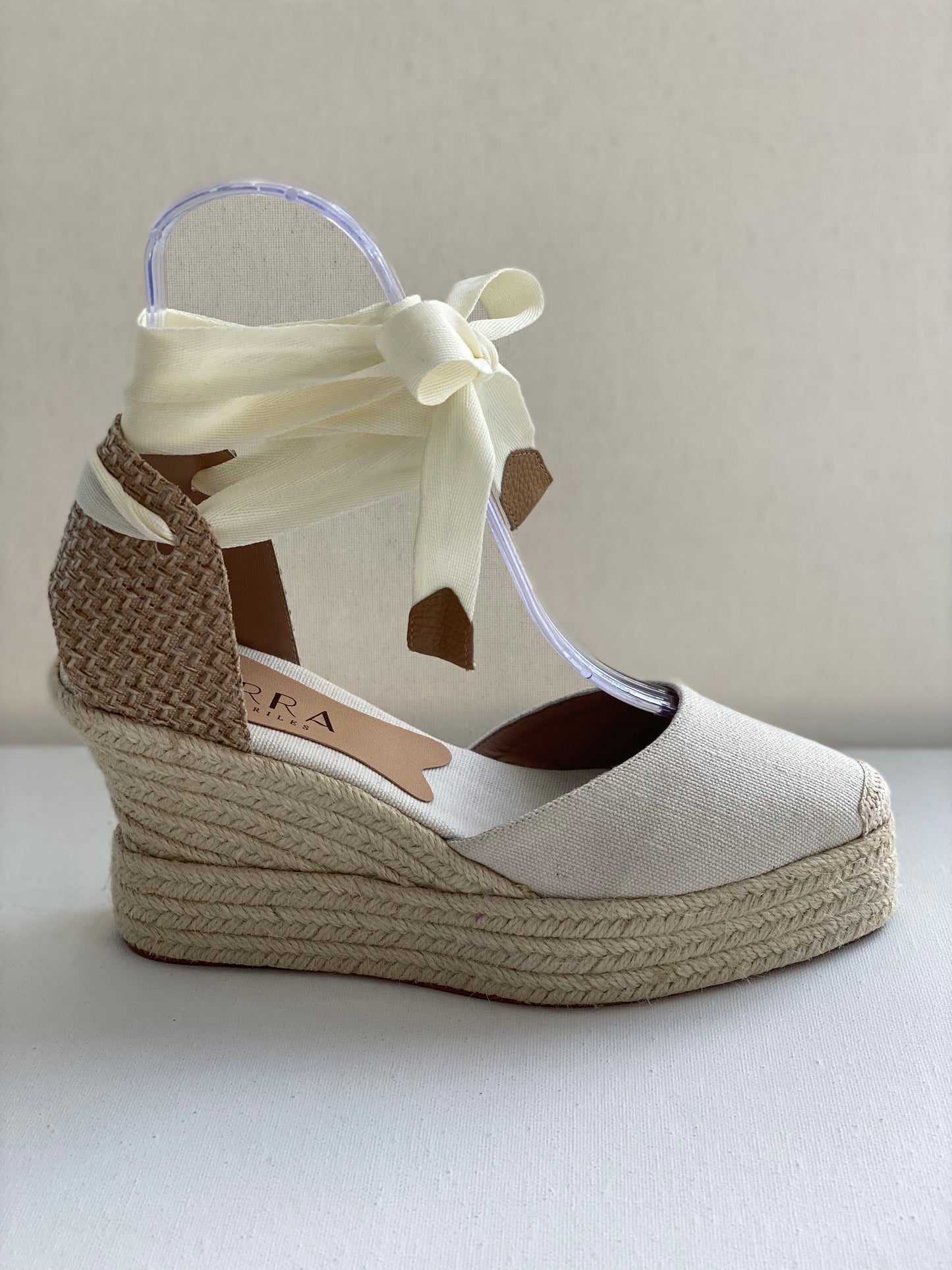 GIO BEIGE
