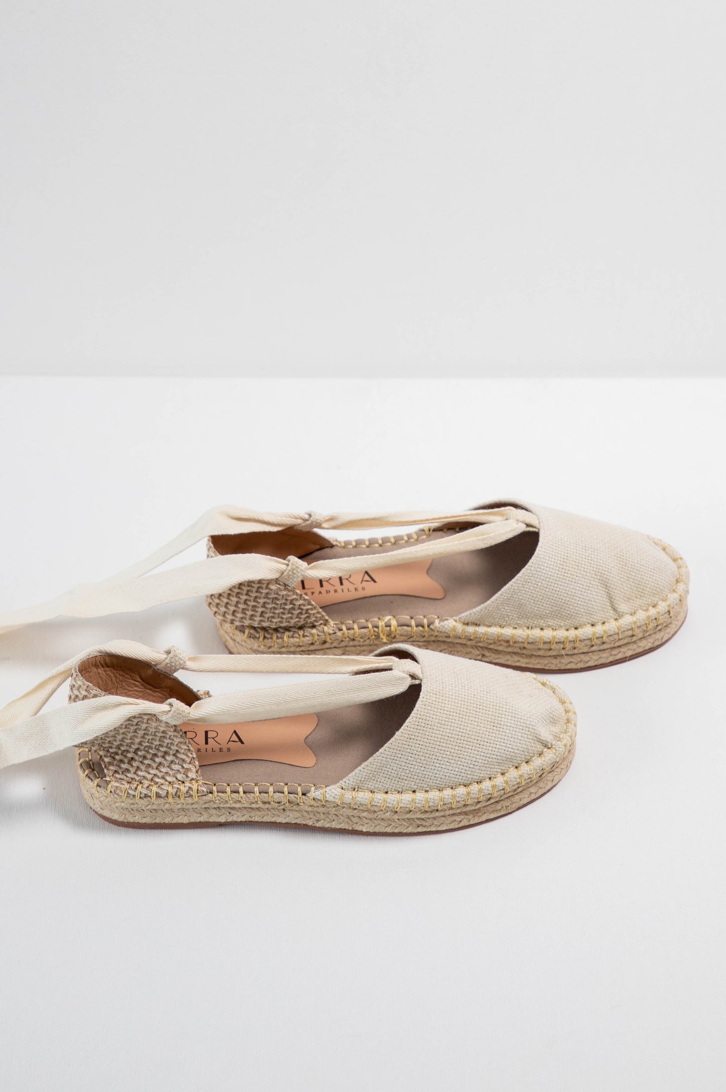 JIMENA BEIGE