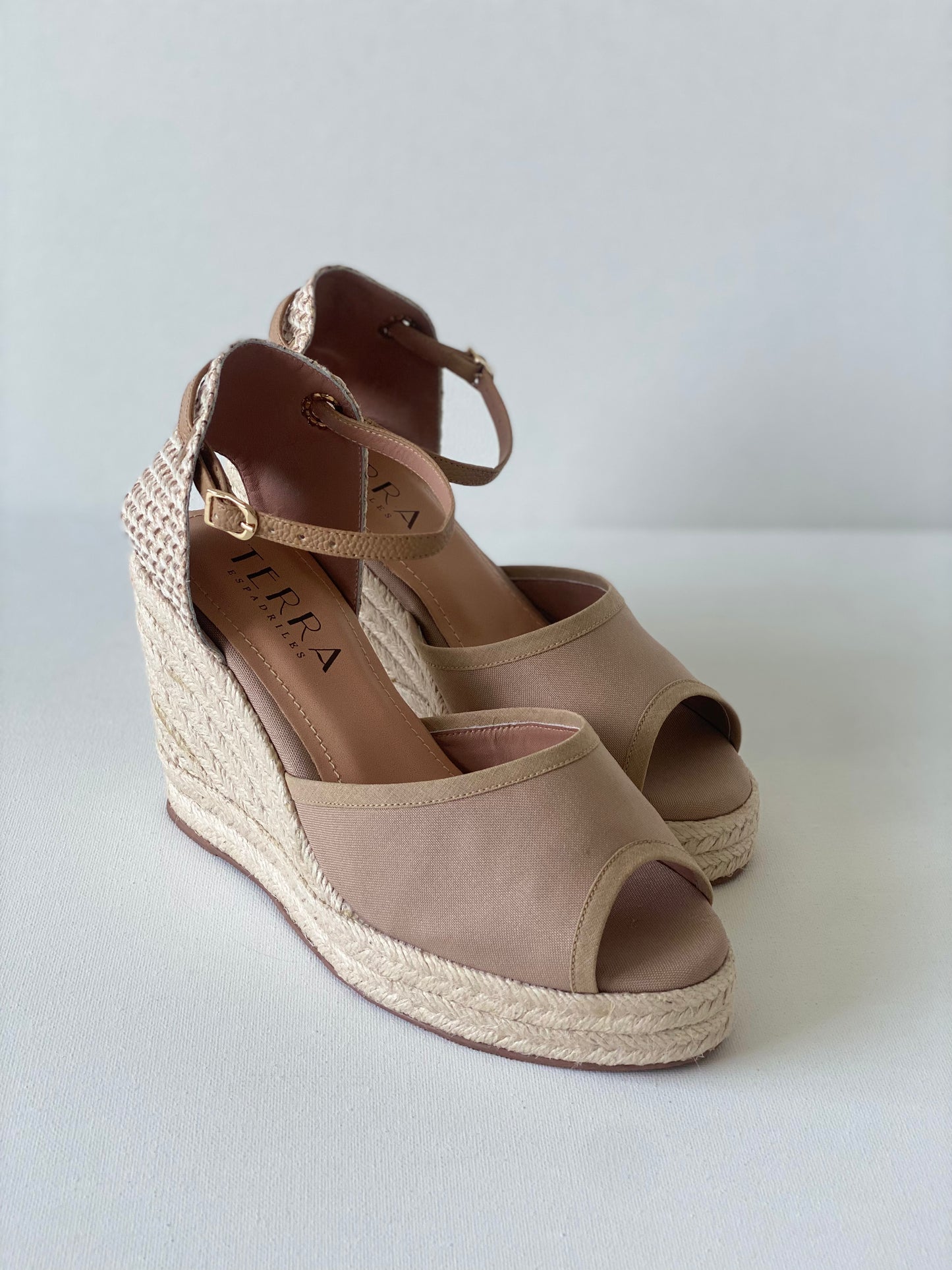 CECI KAKI