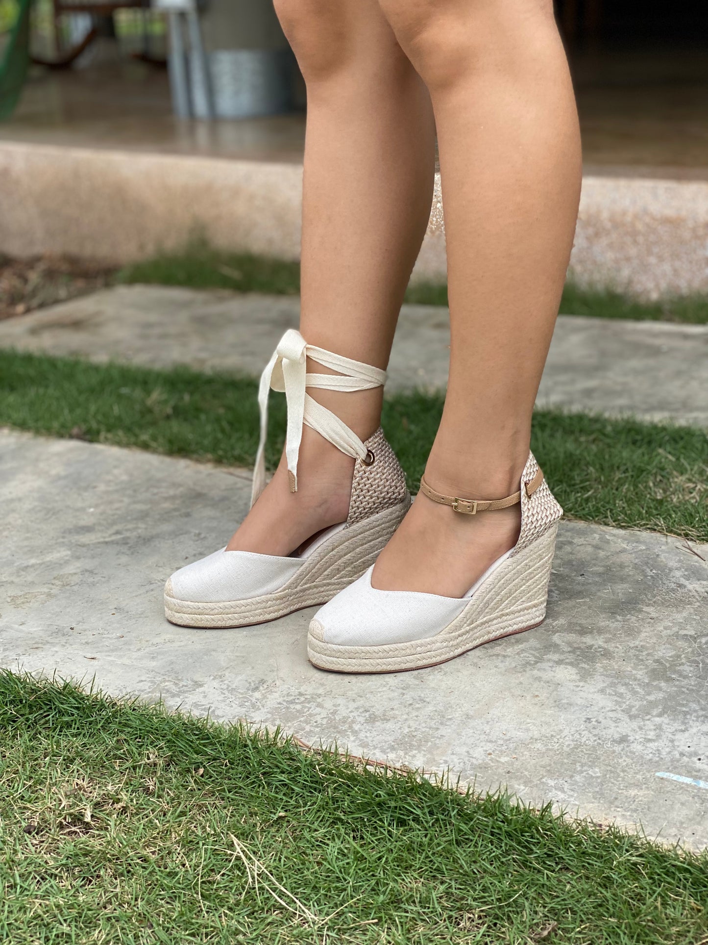MARIA T BEIGE