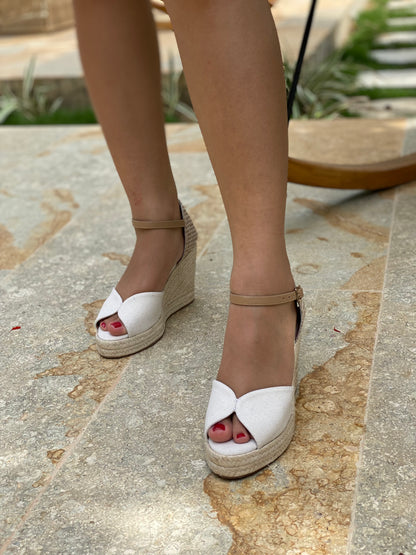 ALICIA BEIGE